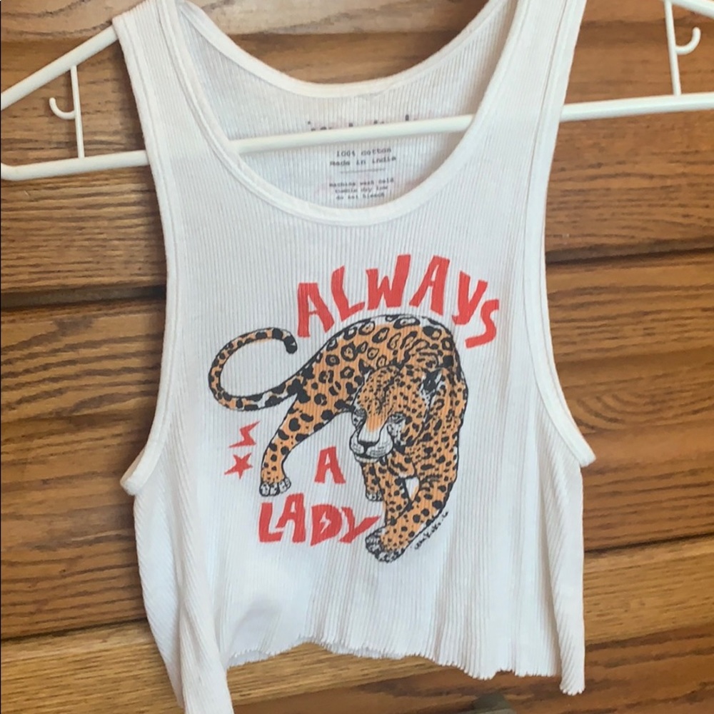 Cute crop tank!
